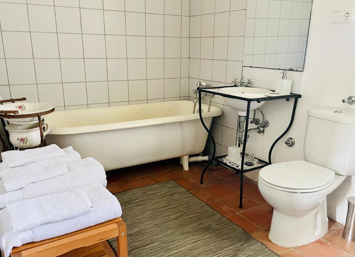 Lelle Vineyard Cottages Balatonlelle Eksteriør billede
